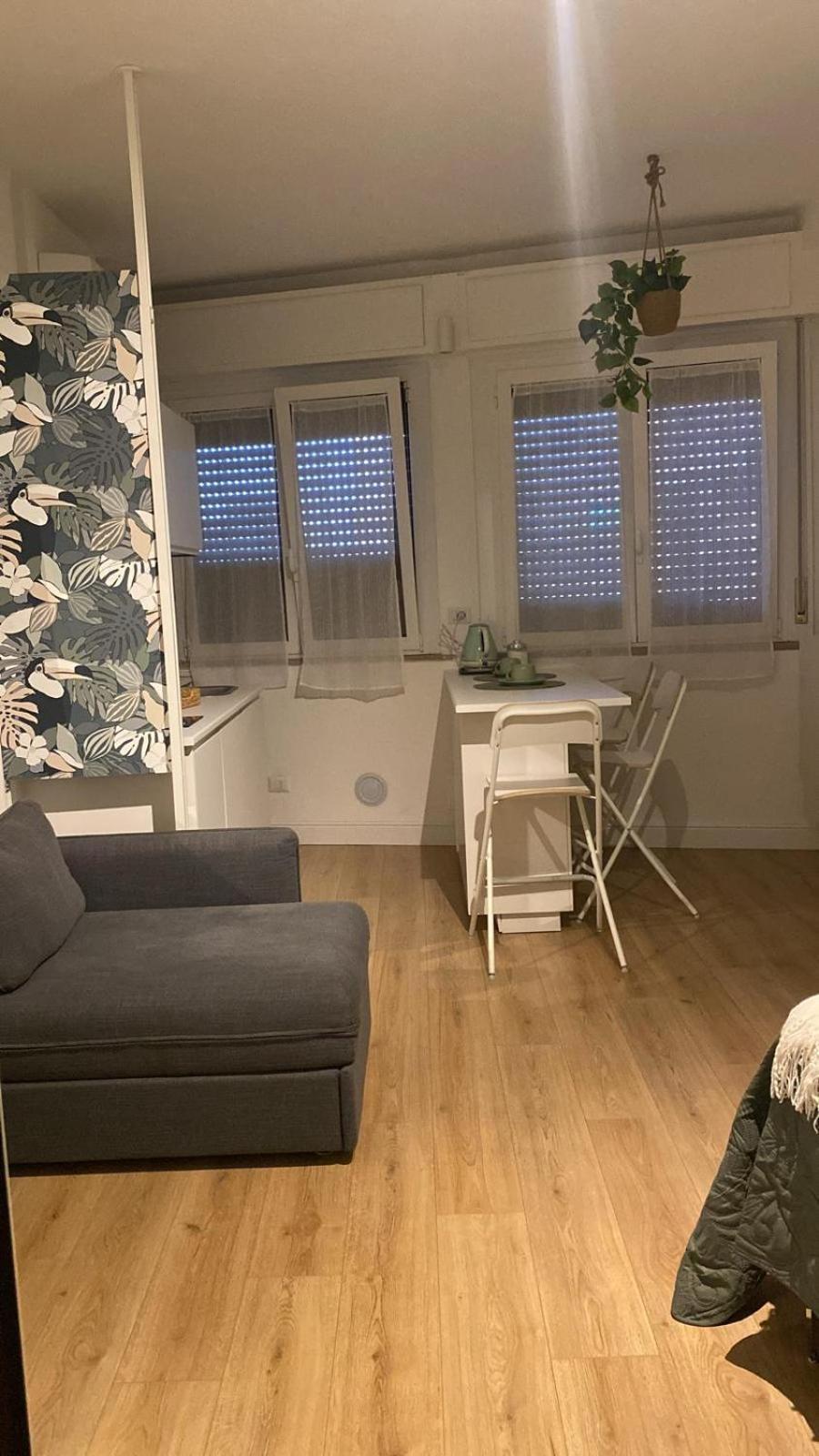 Appartement Design Moderno:monolocale Spazioso Vicino Metro M2