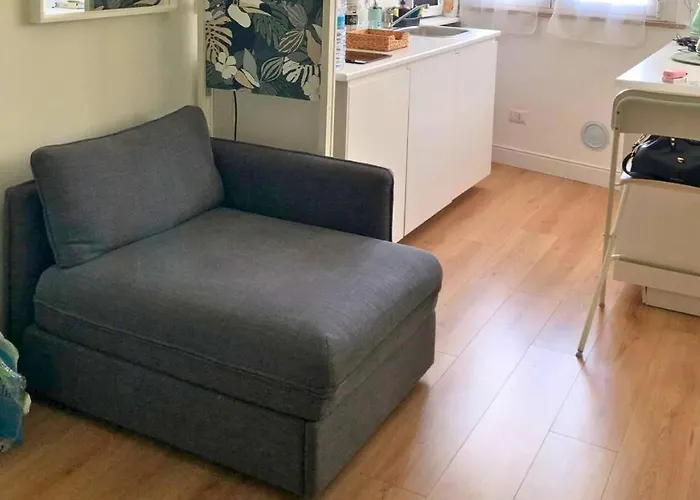 Design Moderno:Monolocale Spazioso Vicino Metro M2